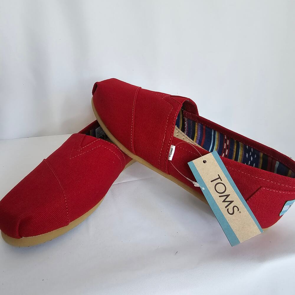 NEW TOMS Women;s 7.5‎ Classic Canvas Alpargata Slip On Shoe